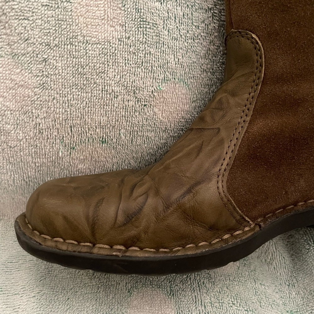 Women’s: Clarks Tall Suede/Leather ZipUp Boots (Size: 7 Medium Width) - Picture 5 of 8